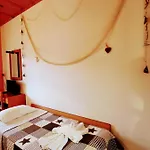Iris 3* Áyios Nikítas