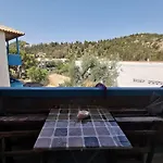 Iris Lejlighedshotel Áyios Nikítas