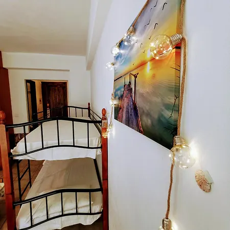 Iris Apartahotel Áyios Nikítas