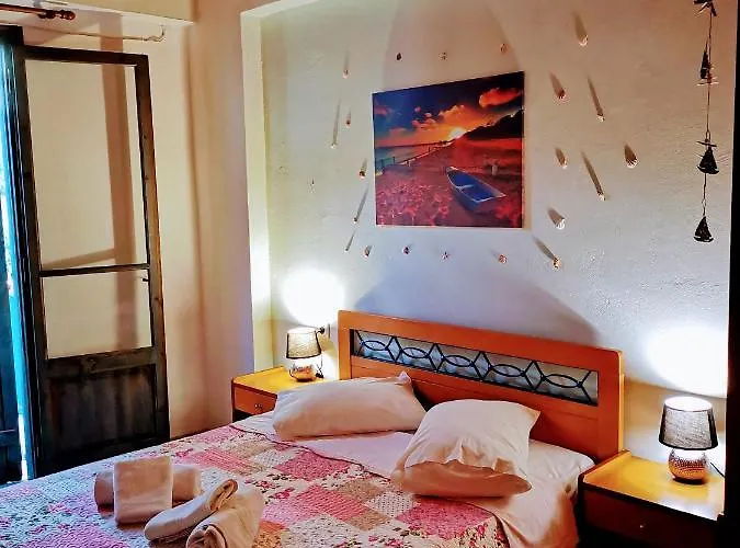 Aparthotel Iris Áyios Nikítas