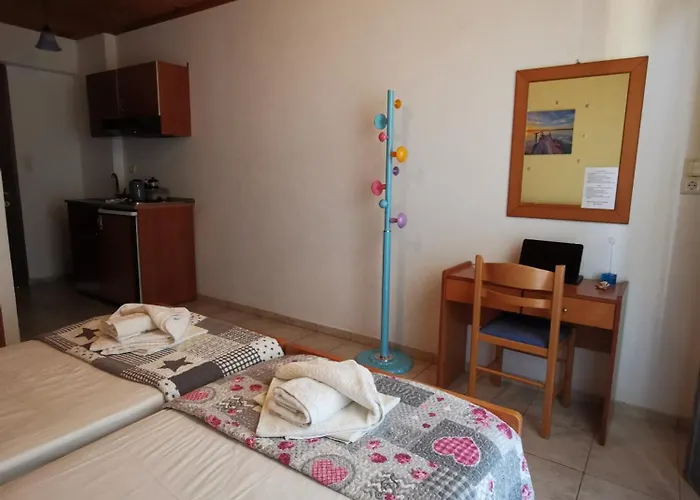 Iris Aparthotel